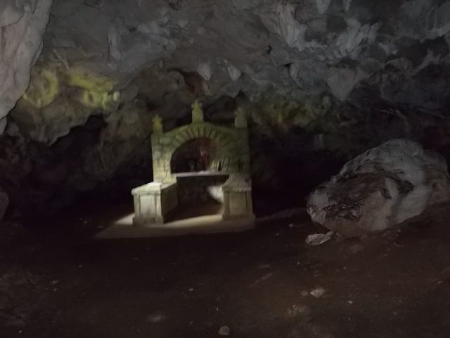Pećina Kađenica