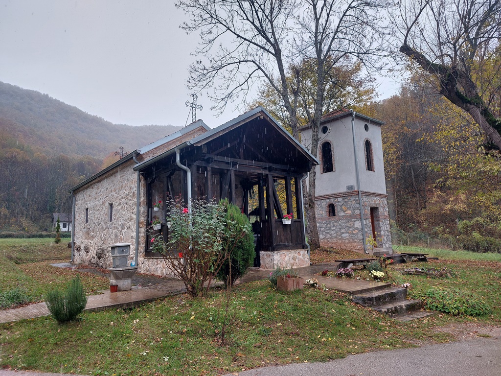 SUVA PLANINA (Tri kamena 900 m)